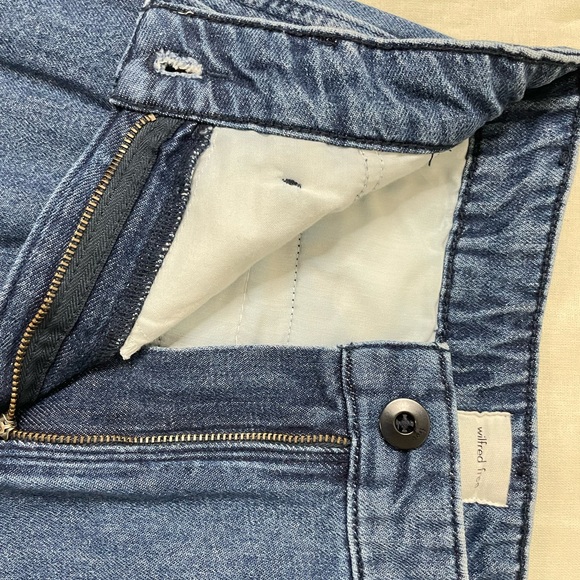 Aritzia Wilfred High Waisted Pleated Wide Leg Denim Jeans - Picture 8 of 12